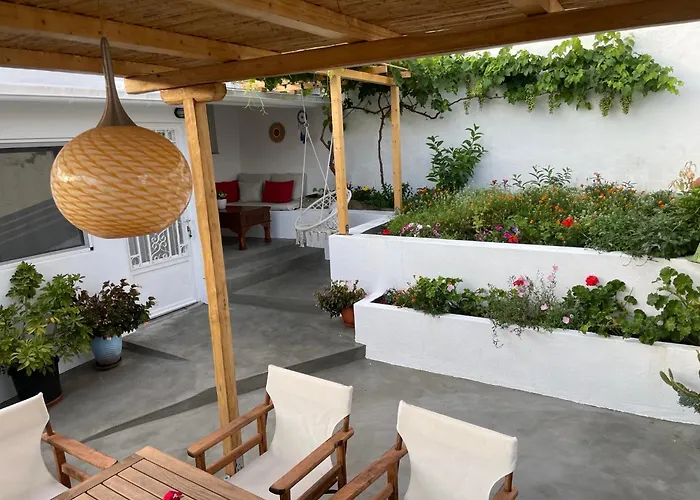 Tsanis Guest House