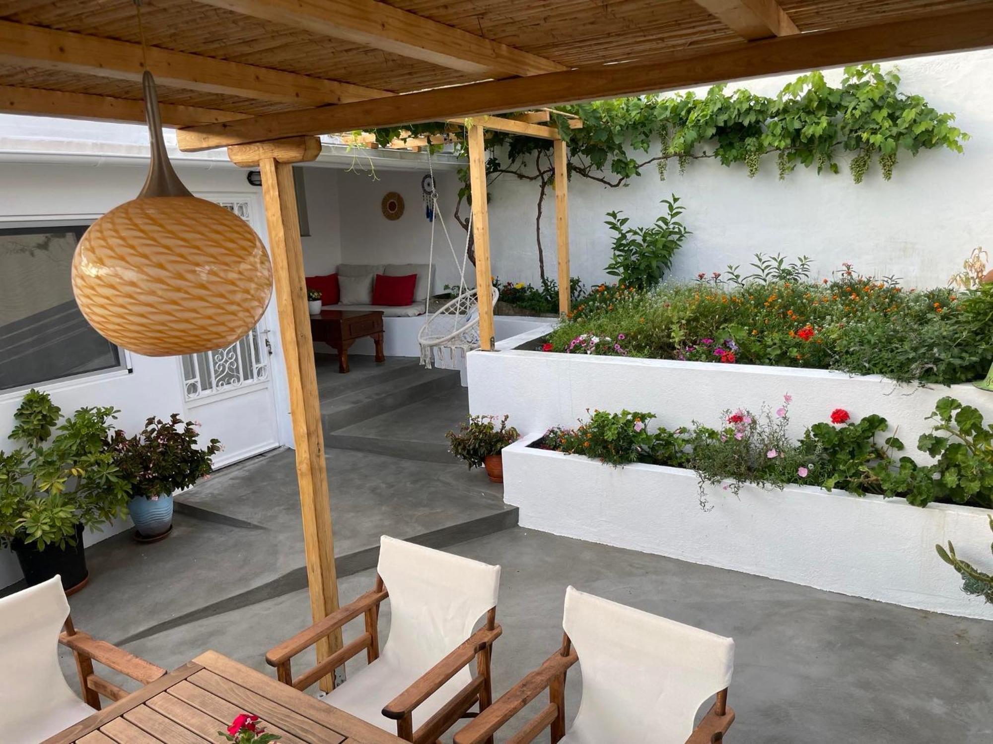Holiday home Tsanis *